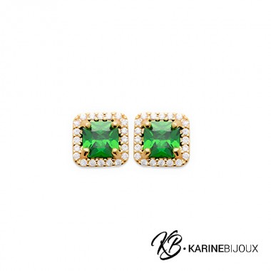 Puces d'oreilles carrés...