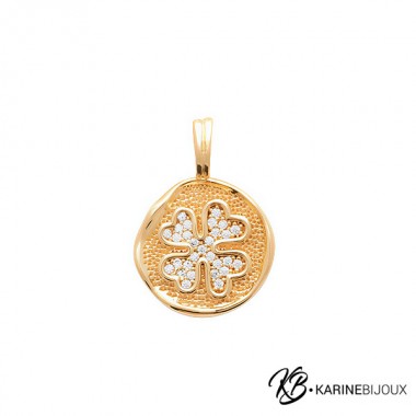 Pendentif trèfle plaqué or...