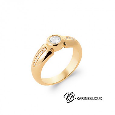 Bague solitaire serti clos...